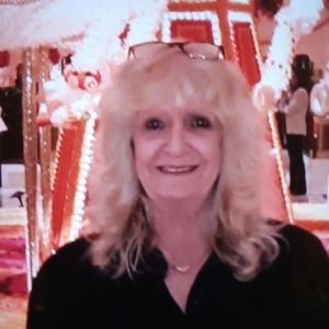 Meet your Posher, Donna